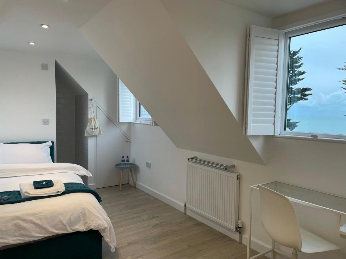 The Bolt Hole Hythe Panoramic Coast And Sea Views Villa Bagian luar foto