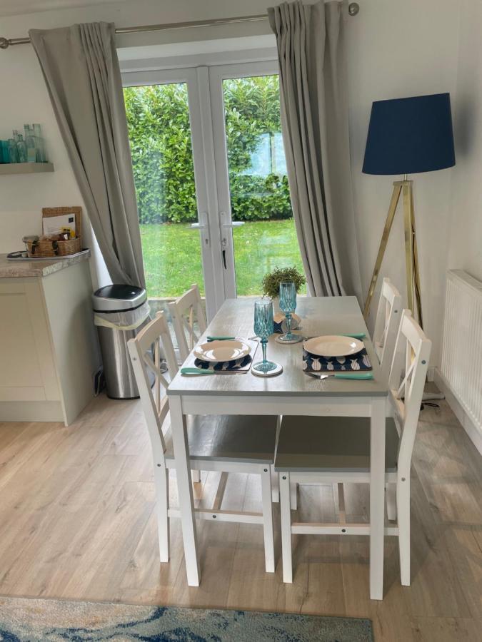 The Bolt Hole Hythe Panoramic Coast And Sea Views Villa Bagian luar foto